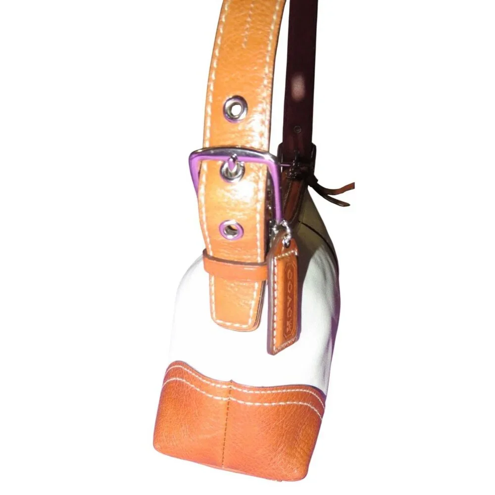 Coach 2007 Hamptons Cream & Tan Leather Demi Bag Baguette - Picture 4 of 13